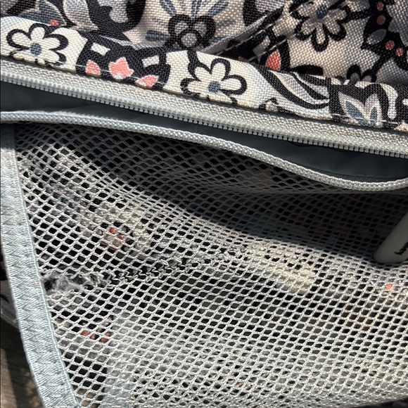 Vera Bradley Lisbon Medallion pattern backpack - Picture 5 of 7